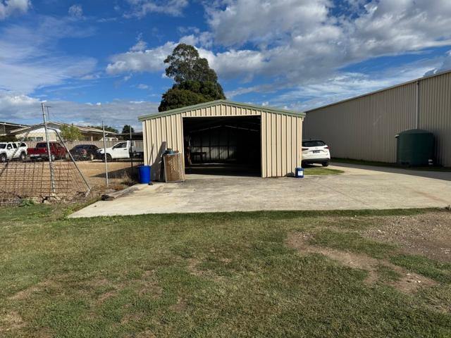 Warehouse for rent in Ballarat, Victoria