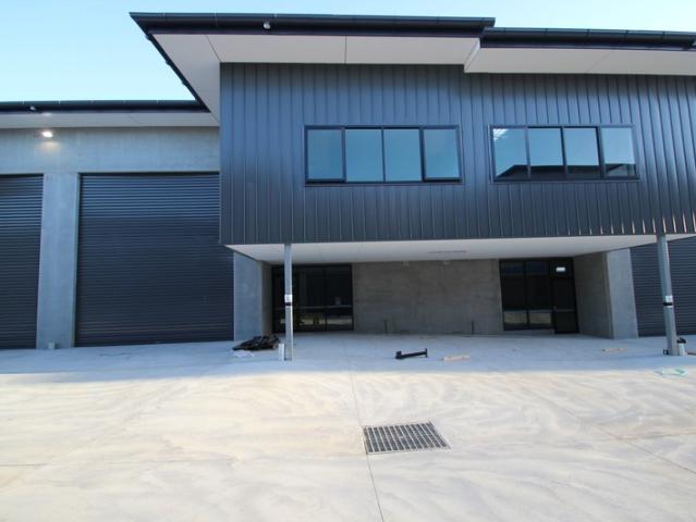 Warehouse for rent in Wollongong West, New South Wales