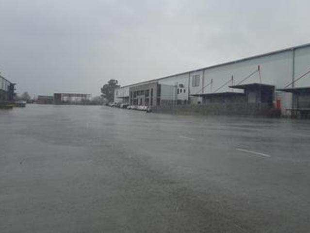 Commercial for rent in Bellville, Western Cape