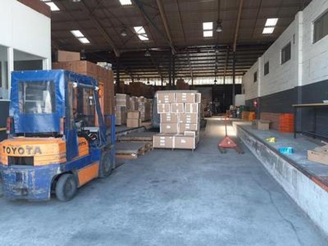 Commercial for rent in Parow, Western Cape