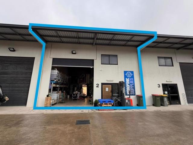Warehouse for rent in Kings Creek, Queensland