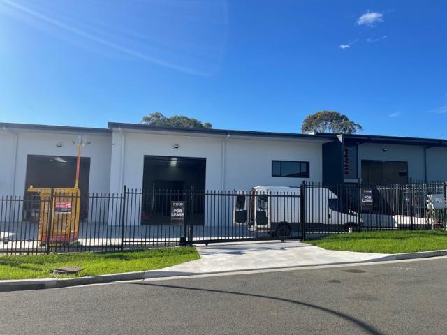 Warehouse for rent in Wollongong West, New South Wales