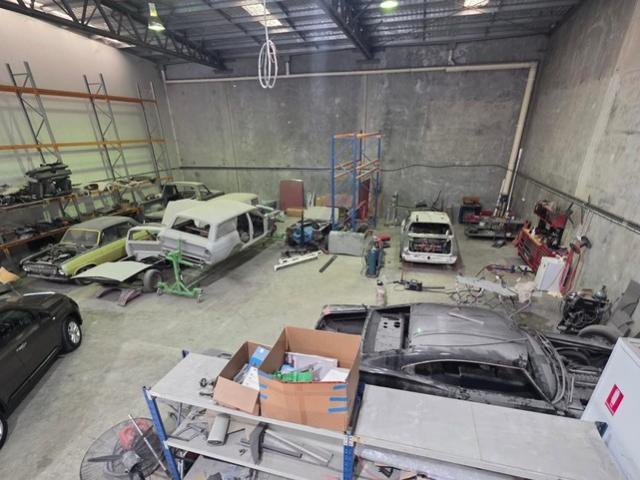 Warehouse for rent in Toombul, Queensland