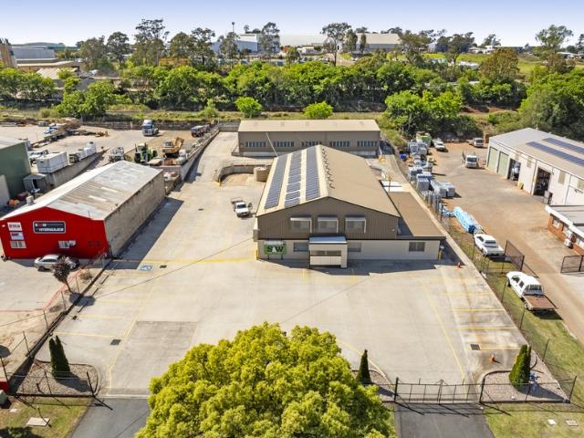 Warehouse for rent in Toowoomba, Queensland