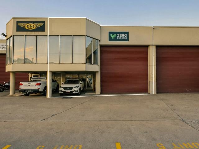 Warehouse for sale in Pinkenba, Greater Brisbane
