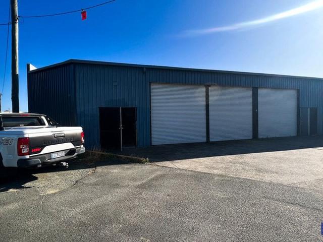 Warehouse for sale in Toombul, Queensland