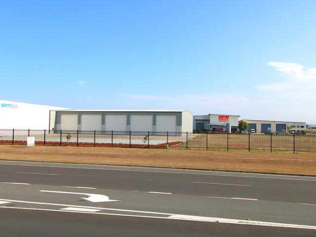 Warehouse for rent in Paget, Bakers Creek