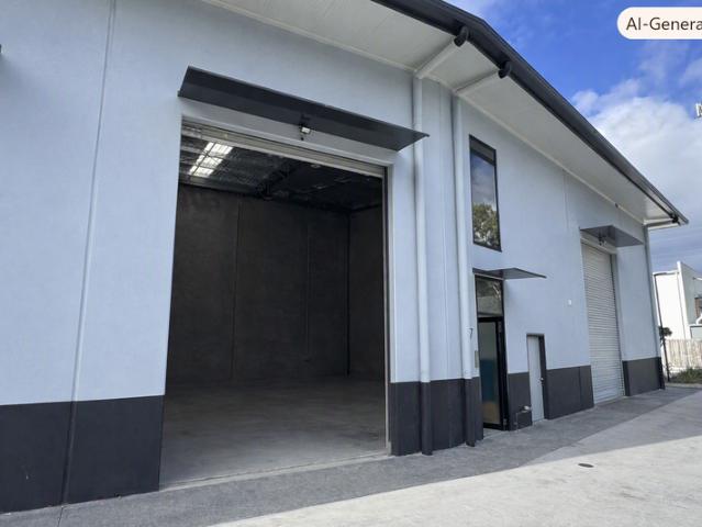 Warehouse for rent in Toombul, Queensland