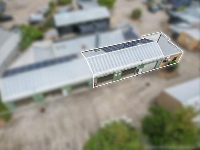 Warehouse for rent in Toombul, Queensland