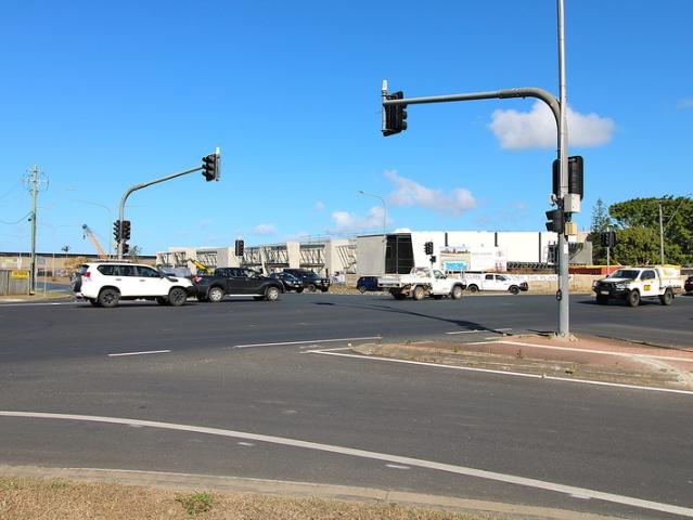Warehouse for rent in Bakers Creek, Queensland