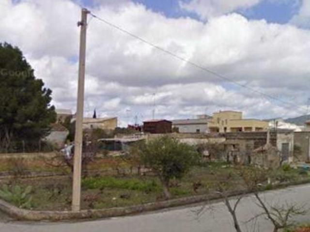 Locale Commerciale in vendita a Buseto Palizzolo, Sicilia
