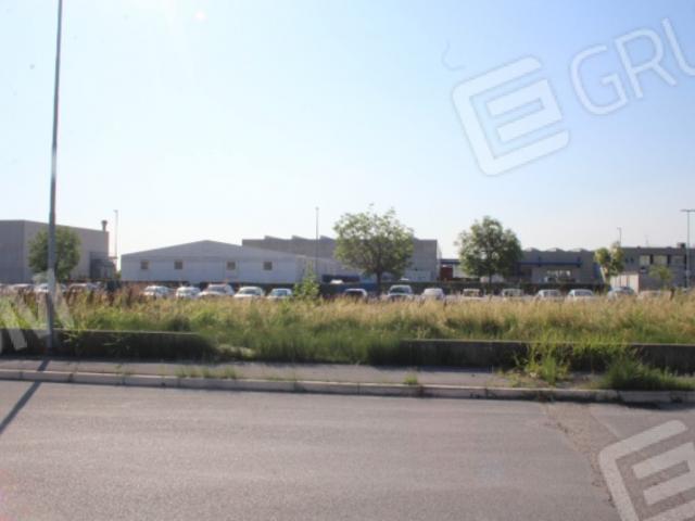 Locale Commerciale in vendita a Longiano, Reggio Emilia