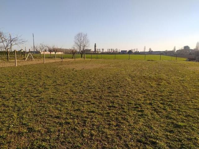 Locale Commerciale in vendita a Pontecchio Polesine, Veneto