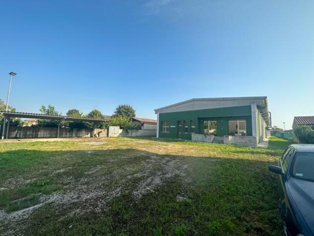 Capannone in vendita a Gonars, Friuli-Venezia Giulia