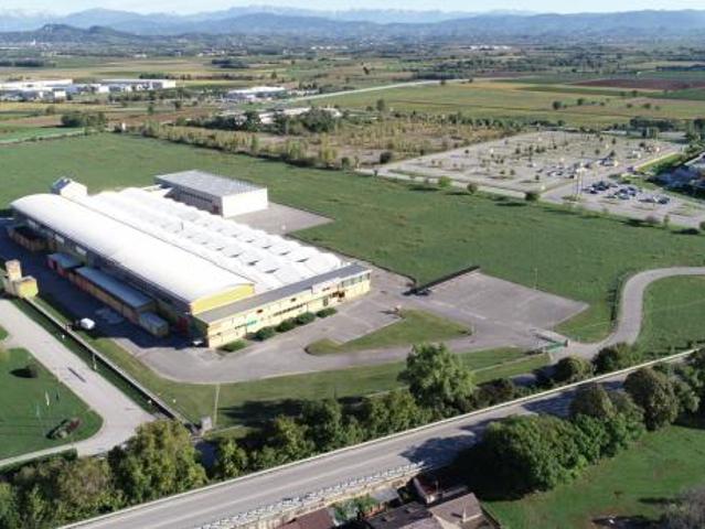 Capannone in vendita a Gradisca D'isonzo, Friuli-Venezia Giulia