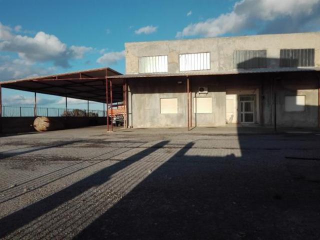 Capannone in vendita a Motta D'affermo, Sicilia