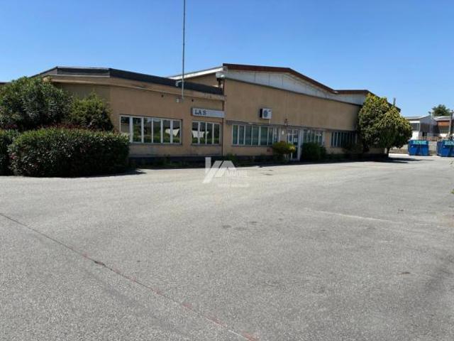 Capannone in vendita a Piemonte, Novara