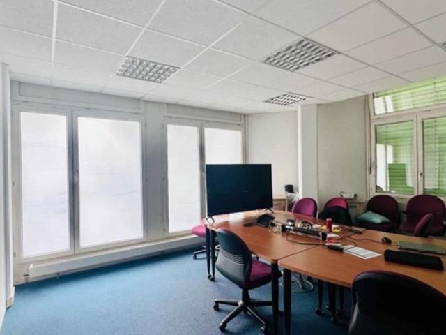 Atelier mieten in Bussigny-près-Lausanne, Waadt