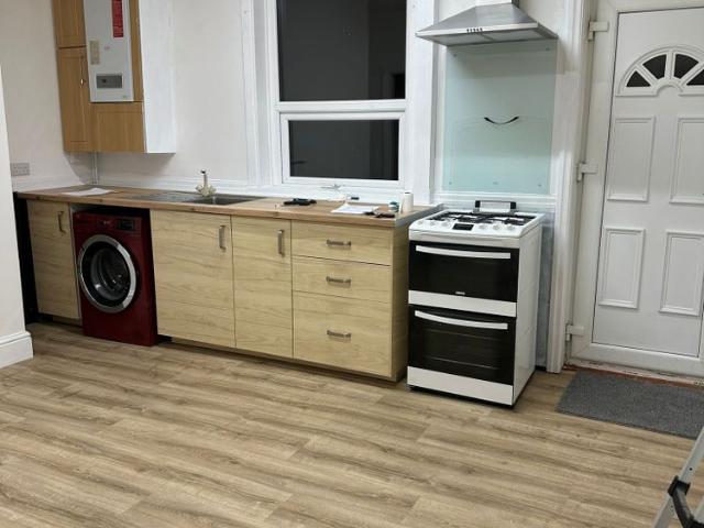 House for rent in Burnedge, Greater Manchester