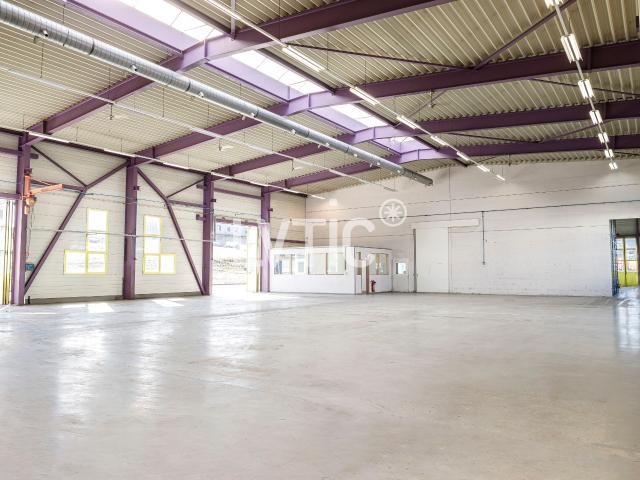 Industrie kaufen in Romont (FR), Freiburg