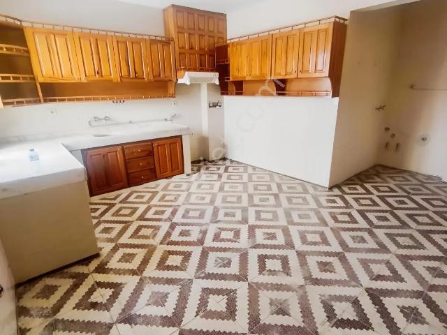 Hamitabat, Çine içerisinde kiralık mülk