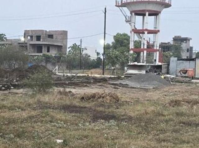 Land for sale in Madya