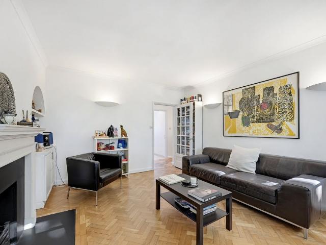 House for rent in Kensington, Greater London