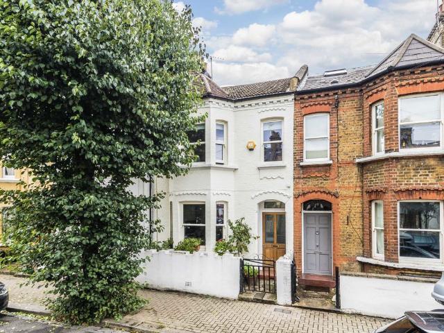 Apartment for rent in Clapham Junction, Greater London
