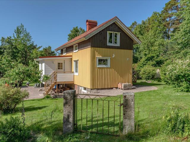 Villa till salu i Brastad, Västra Götaland