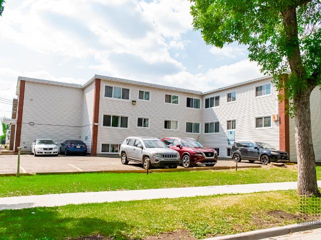 Apartment for rent in Wedgewood, Alberta