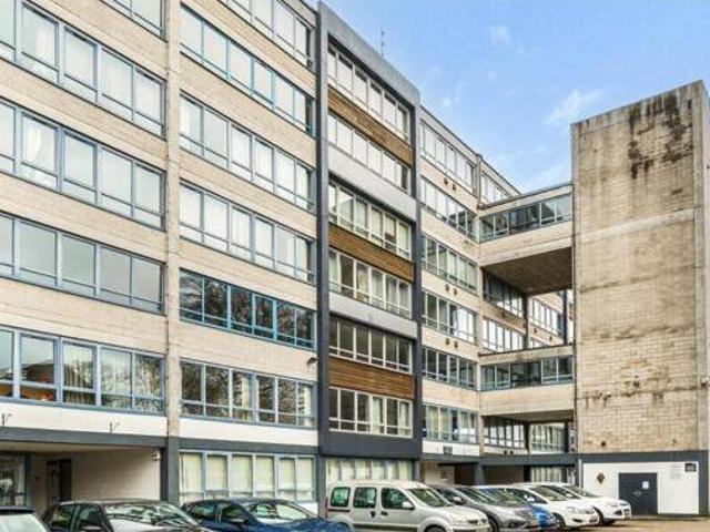 House for sale in Primley Park, Moortown