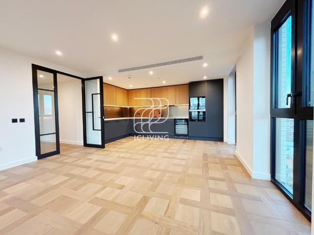 Apartment for rent in St. George in the East, Greater London