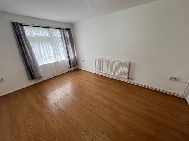 House for rent in Gants Hill, Greater London