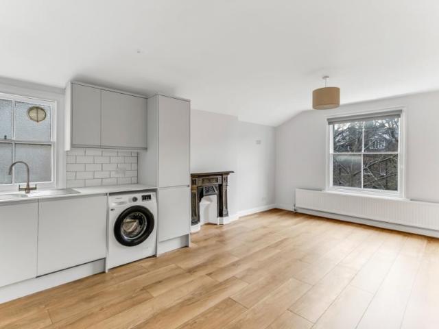 Apartment for rent in West Hampstead, Greater London
