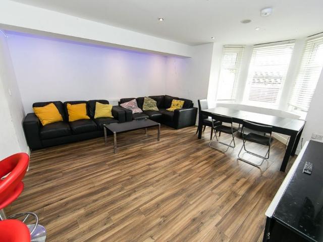 House for rent in Woodhouse, West Yorkshire