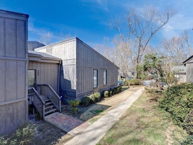 Condo for sale in Greenville