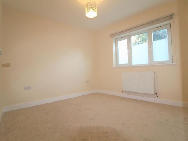 Apartment for rent in London Borough of Croydon, Addiscombe
