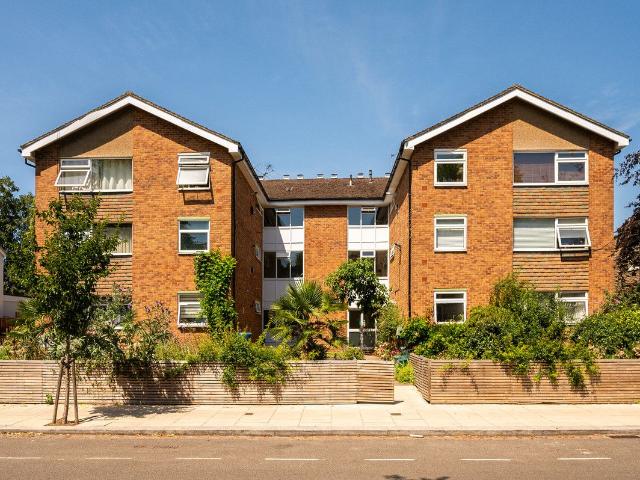 Apartment for rent in London Borough of Ealing, Greater London