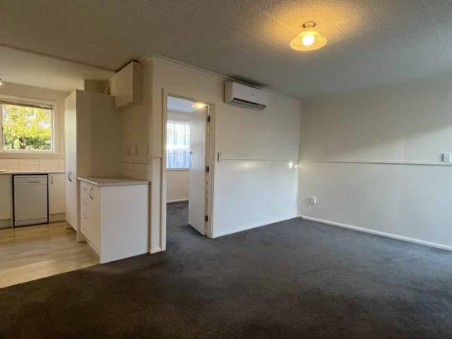 Apartment for rent in Heathcote, Canterbury