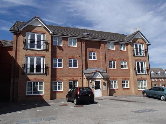 Apartment for rent in Tanyfron, Wales