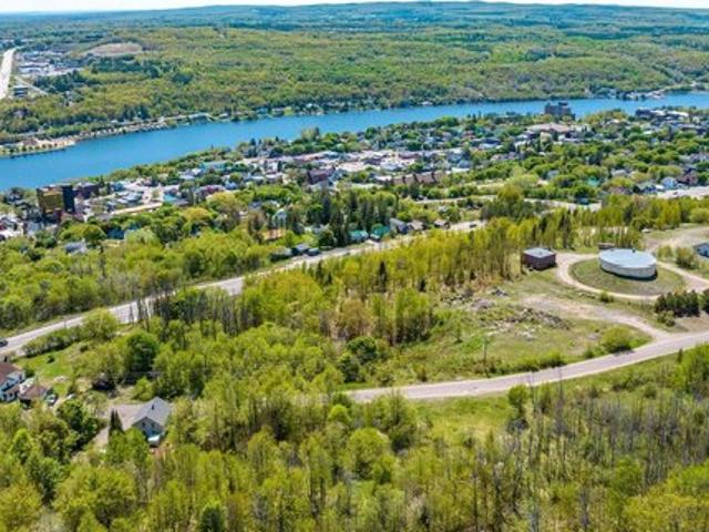 Land for sale in Houghton, Michigan