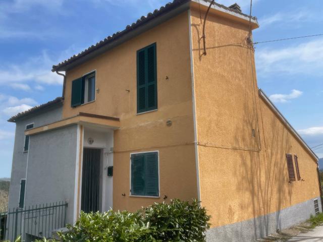 Appartamento in vendita a Marche, Ancona