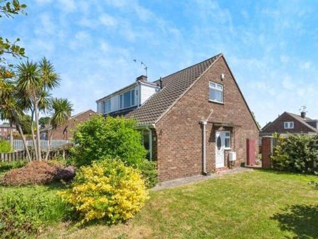 House for sale in Arksey, South Yorkshire