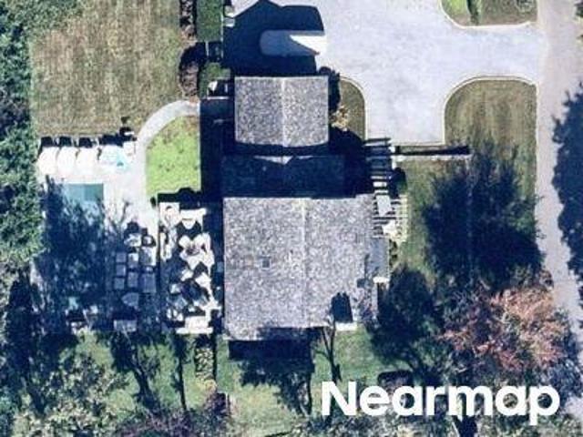 House for sale in East Hampton