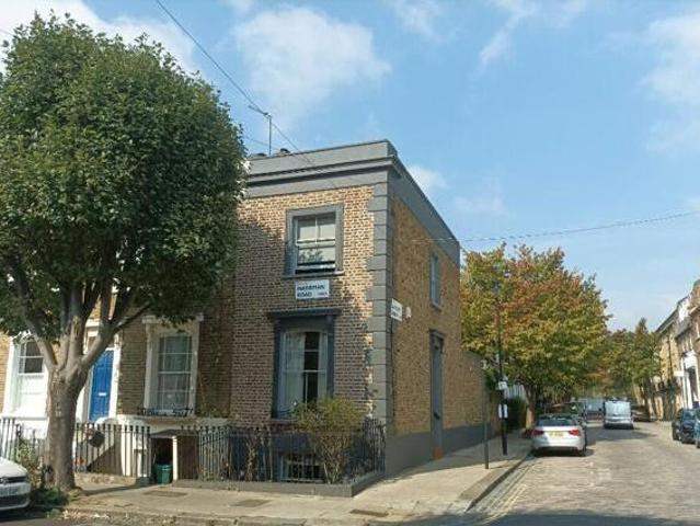 House for sale in Lyons, Greater London