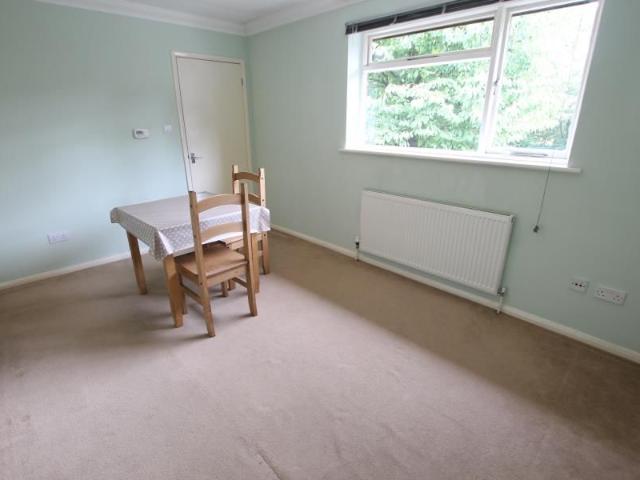 Apartment for rent in Woking, Surrey