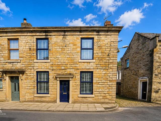 House for rent in Padiham, Burnley