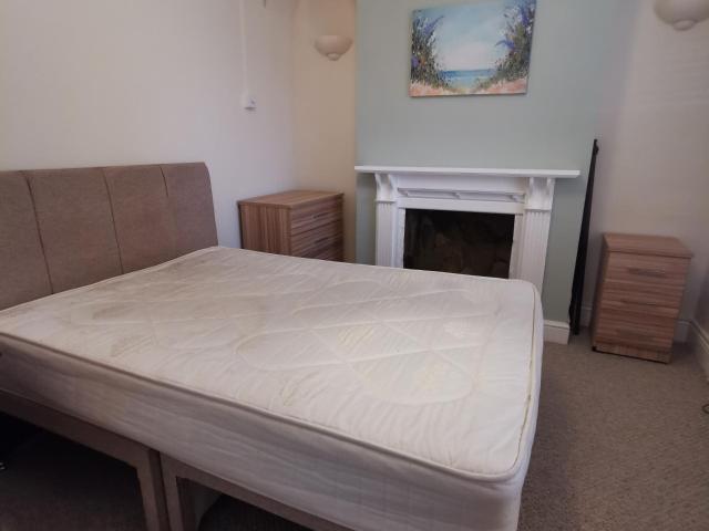 House for rent in Nangreaves, Wales