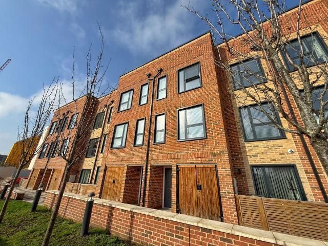 House for rent in Watford Heath, North Watford