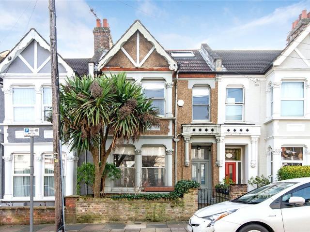 House for rent in Harlesden, Greater London